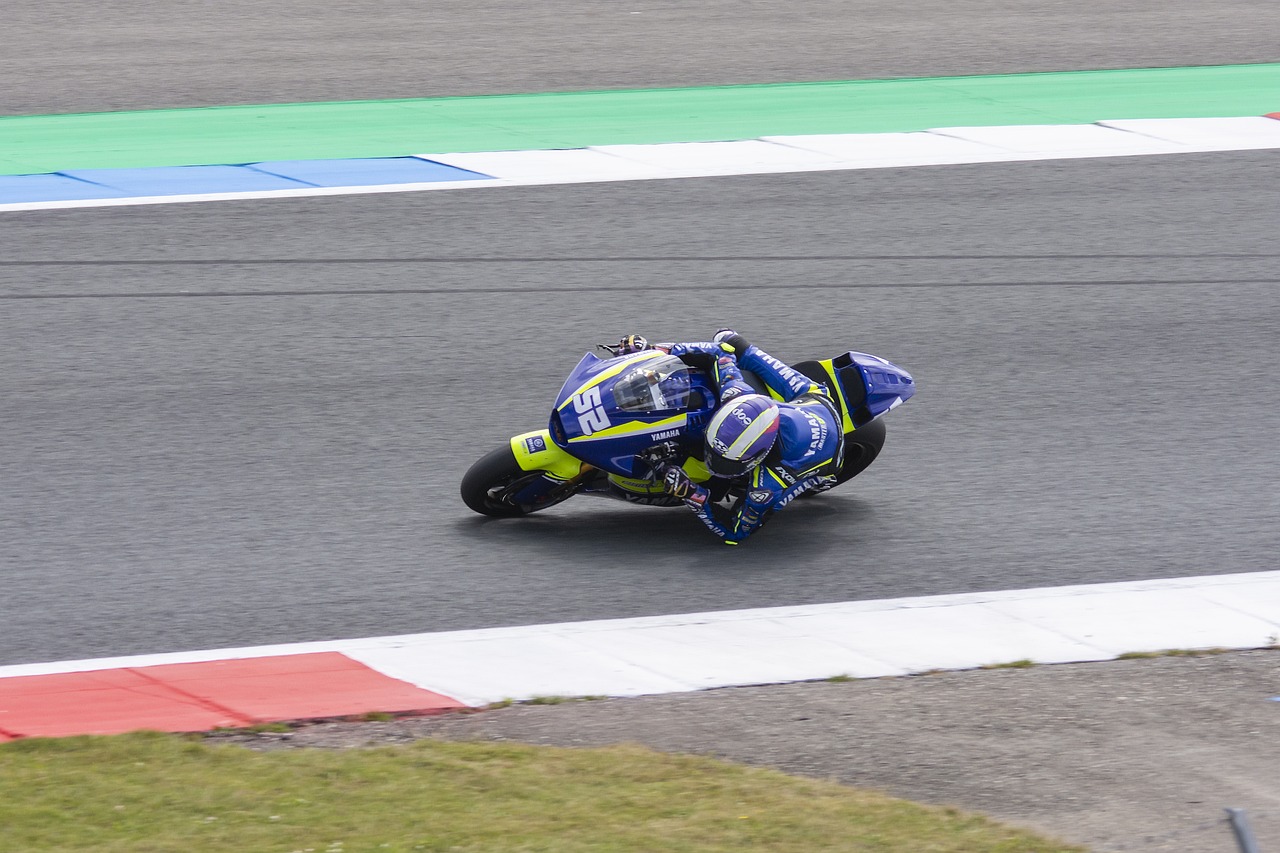 里夫斯在采 里夫斯在采